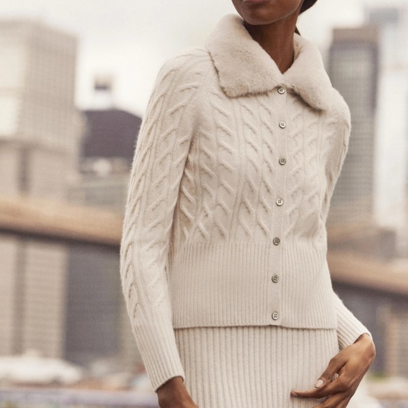 Joie Sweaters - NWT JOIE FAUX FUR COLLAR CABLE KNIT BUTTONED CARDIGAN IN Ecru